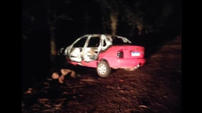 Corpo carbonizado é encontrado dentro de carro na MS-465