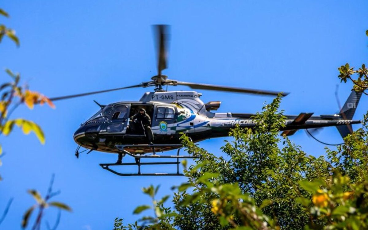 Preso após perseguição de ‘cinema’ alega que só pegou carona com amigo e nega roubo à motorista